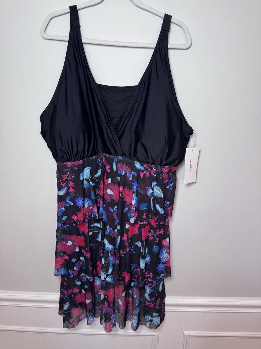 Bloomchic Swim Dress Women's Plus Size 28 (5x) Cross Over Front Hanky Hem NWT